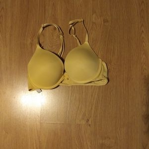 Pink Vs Push Up Bra Size 36B EUC.